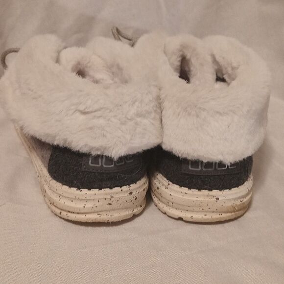 Hey Dude Britt gray white fur lined lace up boots size 10 - Picture 3 of 7